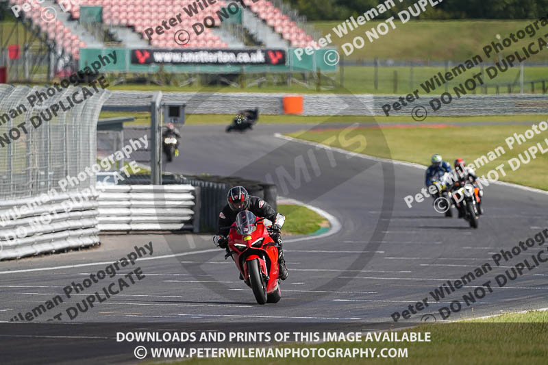 enduro digital images;event digital images;eventdigitalimages;no limits trackdays;peter wileman photography;racing digital images;snetterton;snetterton no limits trackday;snetterton photographs;snetterton trackday photographs;trackday digital images;trackday photos